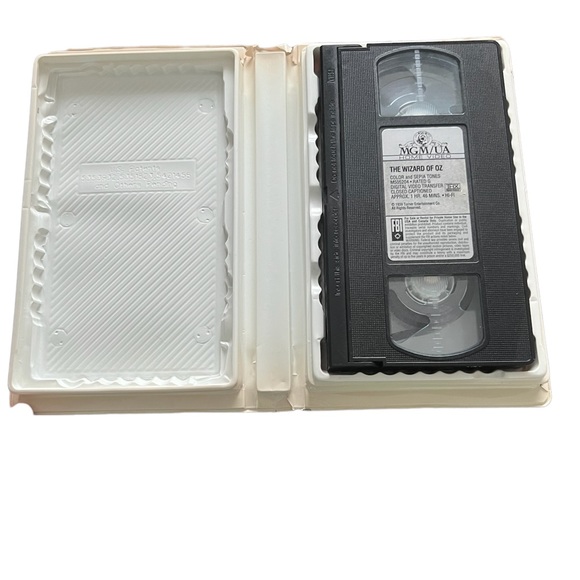 VHS - Wizard of Oz - Picture 3 of 3